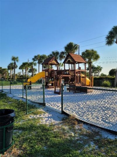 190 Santa Clara Dr, Unit 190-4, Naples, FL 34104 Photo