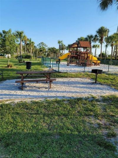 190 Santa Clara Dr, Unit 190-4, Naples, FL 34104 Photo