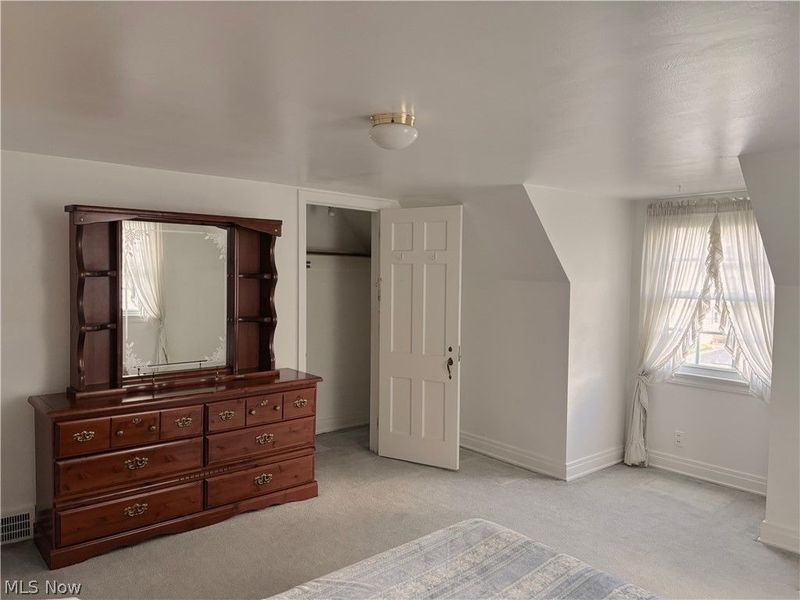365 Genesee Avenue NE, Warren, OH 44483 Photo 18