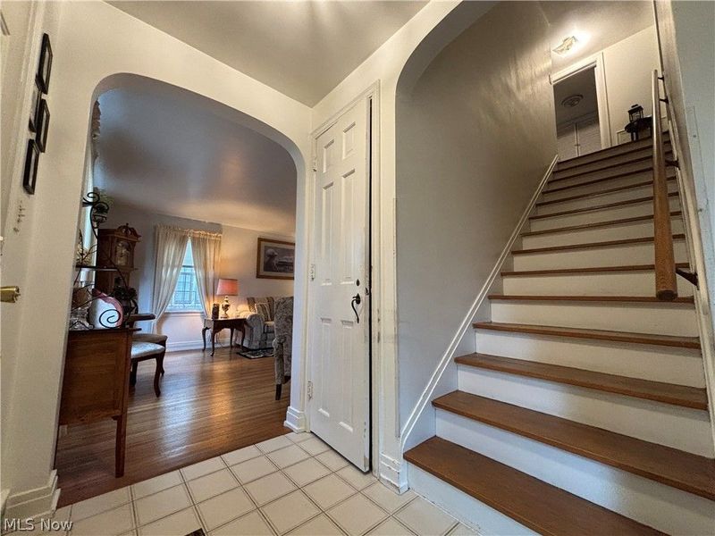 365 Genesee Avenue NE, Warren, OH 44483 Photo 2