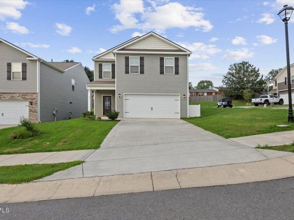 53 Thread Lane, Johnson City, TN 37604