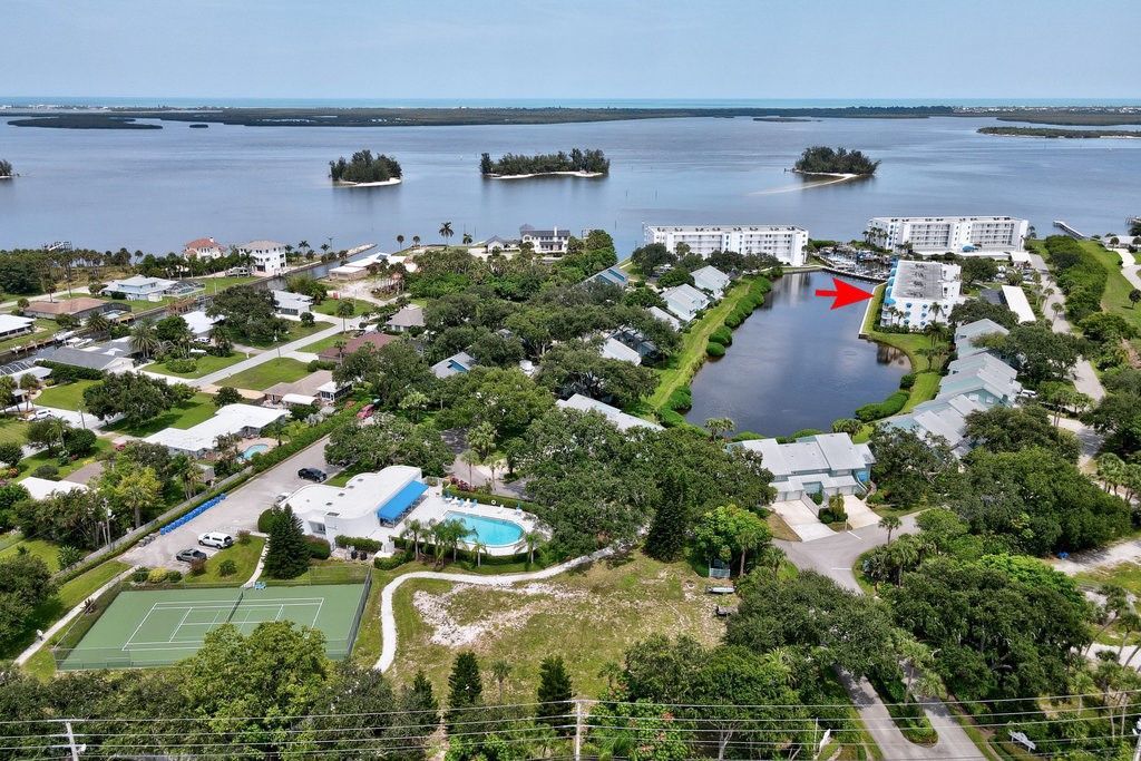 6122 S River Run Drive, Unit 203B, Sebastian, FL 32958 Photo