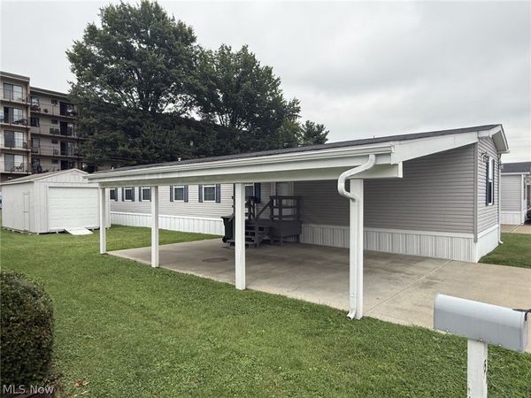 80 zero Street , Coshocton, OH 43812