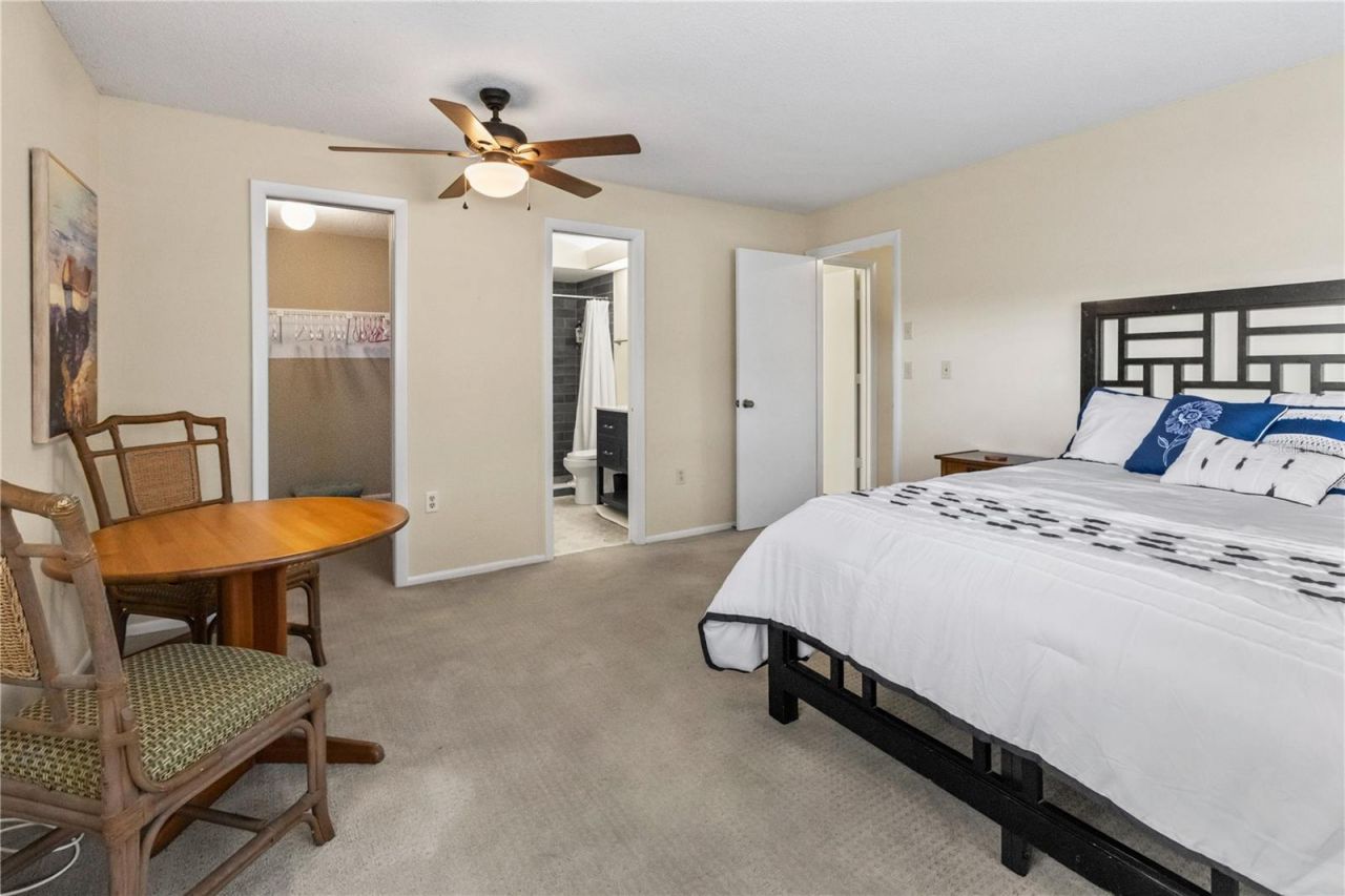 4096 Center Pointe Place, Unit 20B, Sarasota, FL 34233 Photo