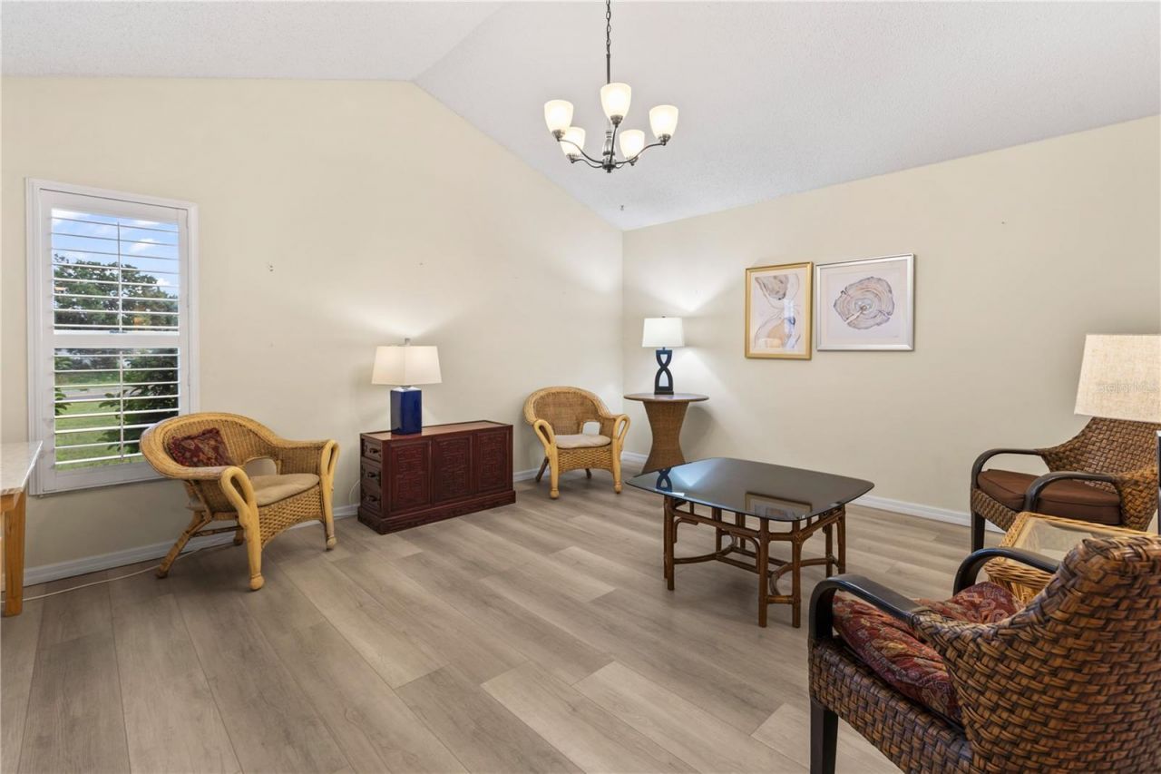 4096 Center Pointe Place, Unit 20B, Sarasota, FL 34233 Photo