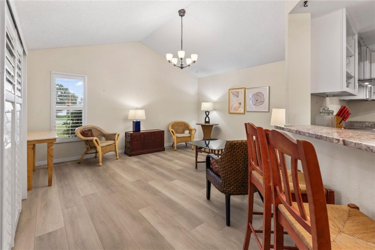 4096 Center Pointe Place, Unit 20B, Sarasota, FL 34233 Photo