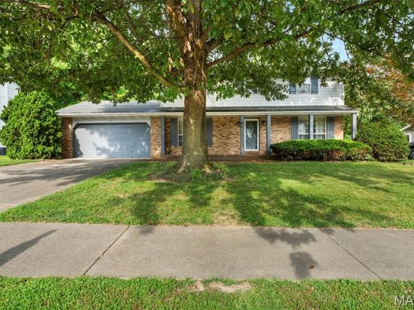 97 Sugarmill Road, Troy, IL 62294