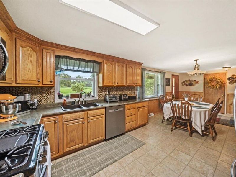 4075 Cristland Hill Road , Hebron, OH 43025 Photo 17