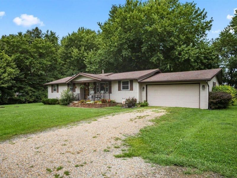 4075 Cristland Hill Road , Hebron, OH 43025 Photo 3