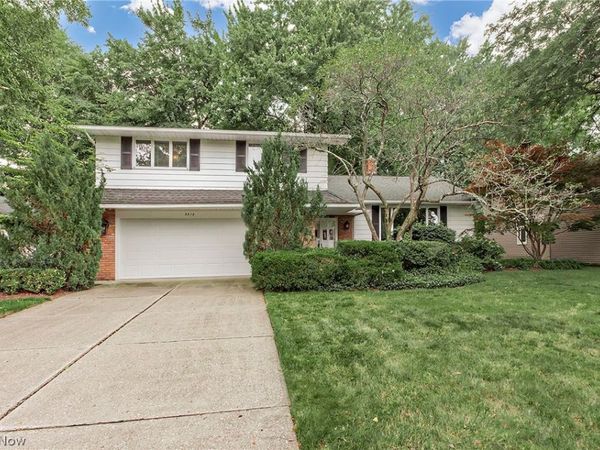 5512 Lansbury Lane, Lyndhurst, OH 44124