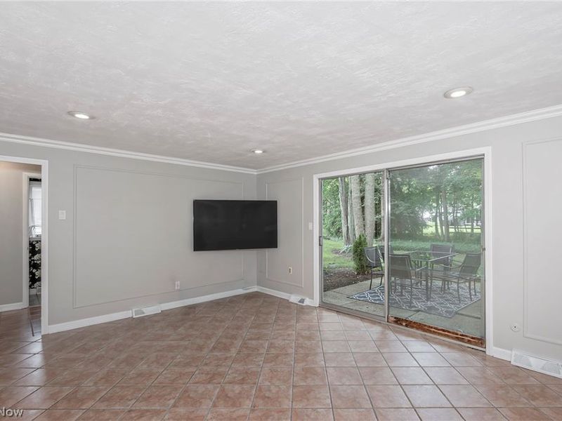 5512 Lansbury Lane, Lyndhurst, OH 44124 Photo 18
