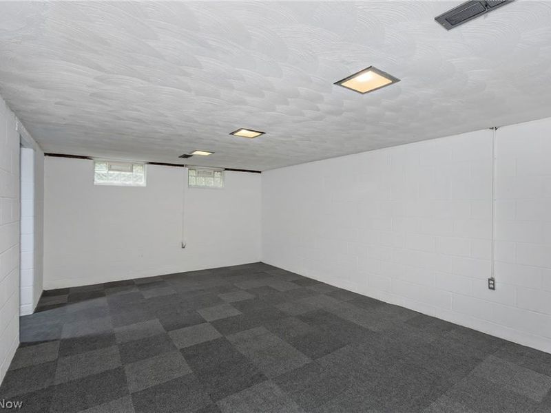 5512 Lansbury Lane, Lyndhurst, OH 44124 Photo 36