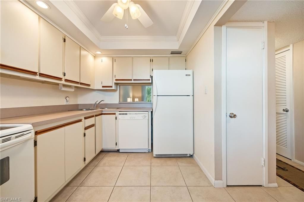 5959 Winkler Rd , Unit 218, Fort Myers, FL 33919 Photo