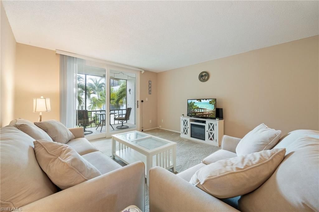 5959 Winkler Rd , Unit 218, Fort Myers, FL 33919 Photo