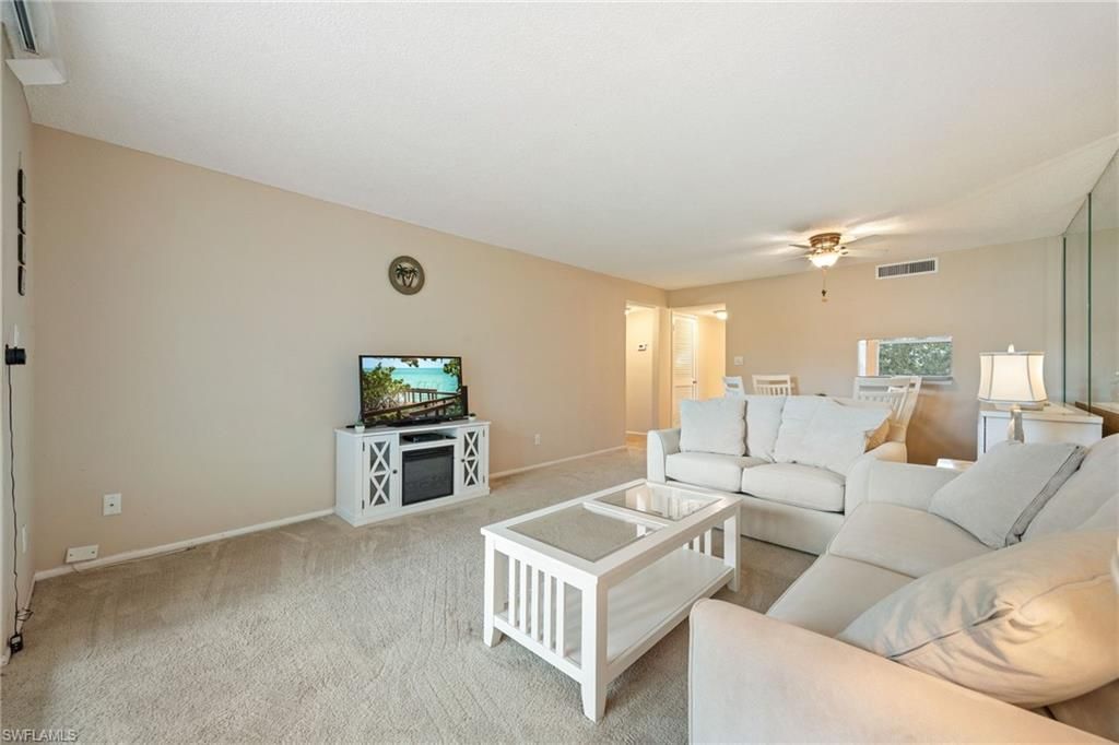 5959 Winkler Rd , Unit 218, Fort Myers, FL 33919 Photo