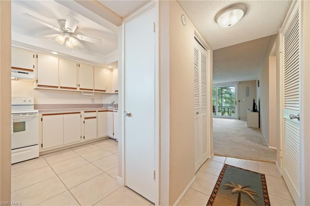 5959 Winkler Rd , Unit 218, Fort Myers, FL 33919 Photo