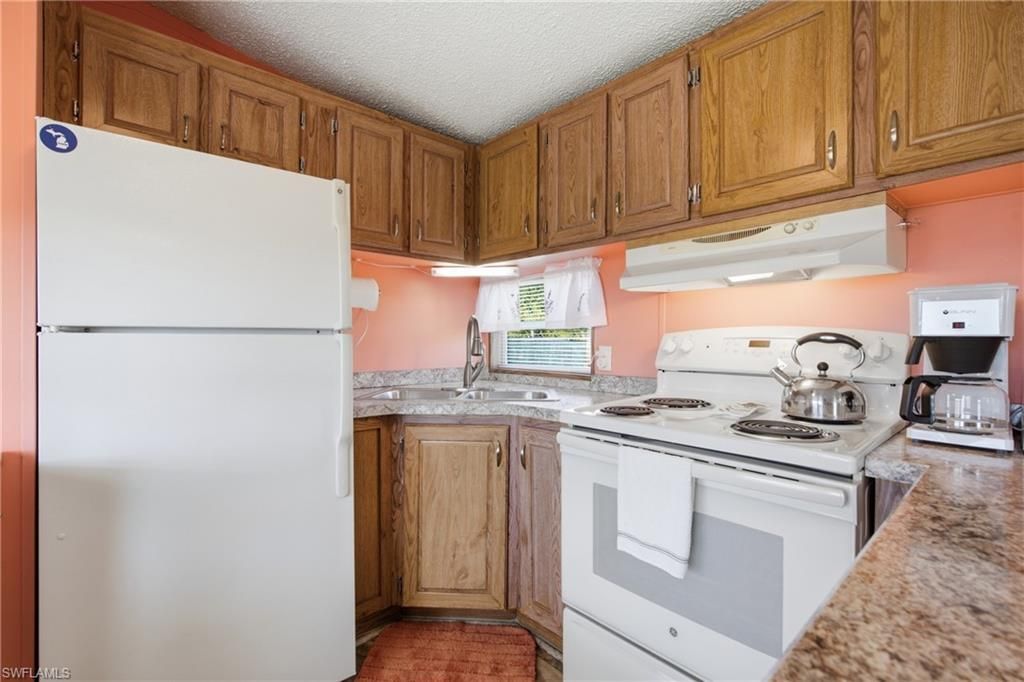 5558 Palm Beach Blvd, Unit 5, Fort Myers, FL 33905 Photo
