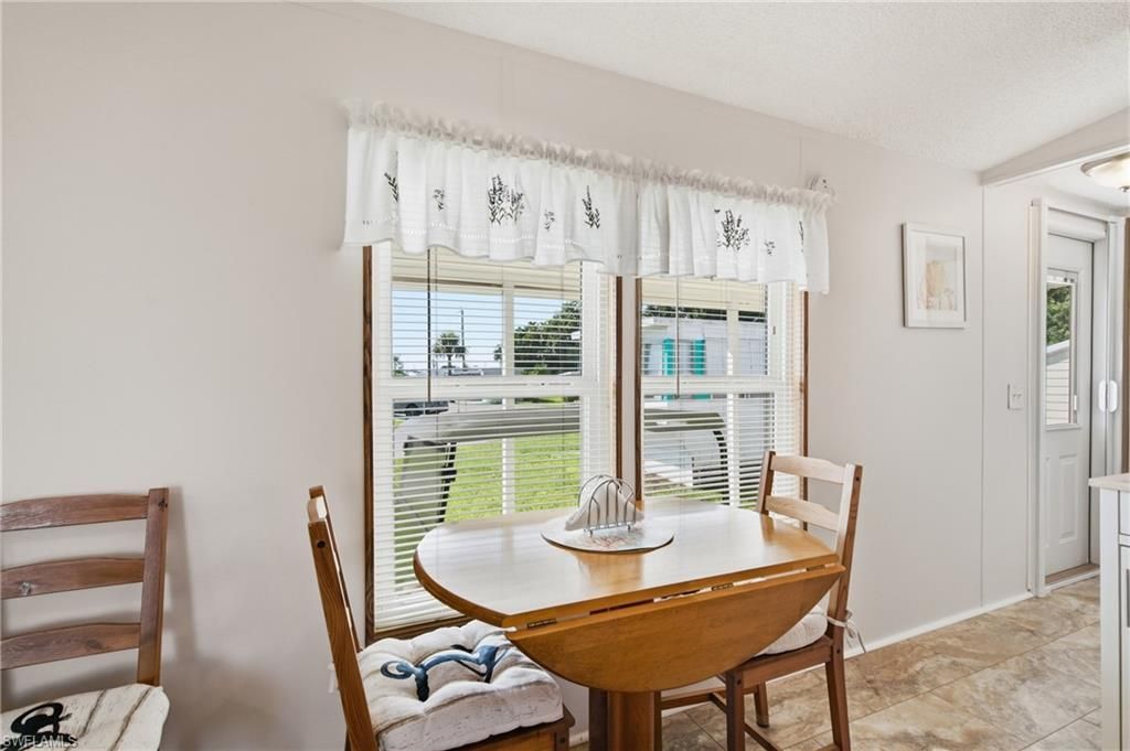 5558 Palm Beach Blvd, Unit 5, Fort Myers, FL 33905 Photo