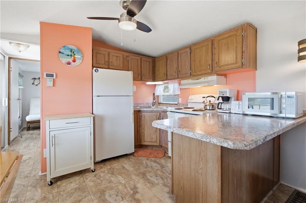 5558 Palm Beach Blvd, Unit 5, Fort Myers, FL 33905 Photo