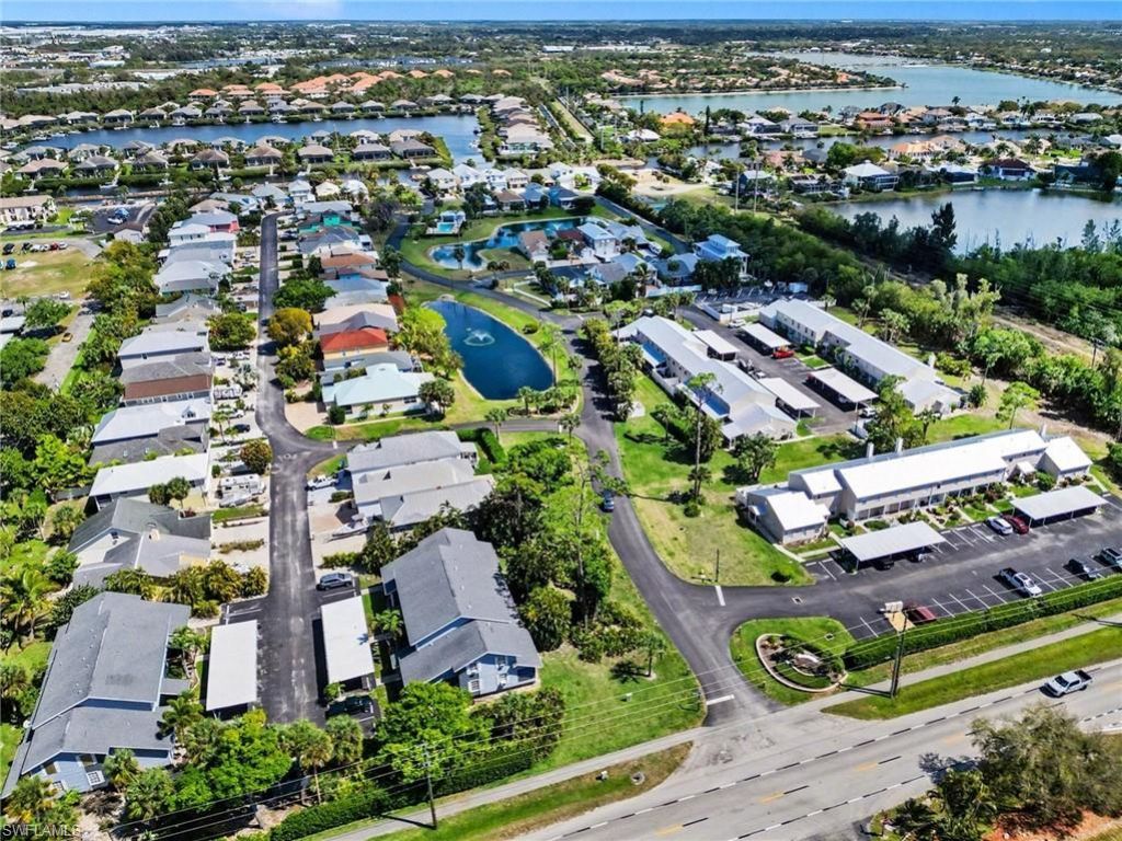 6081 Lake Front Dr , Fort Myers, FL 33908 Photo