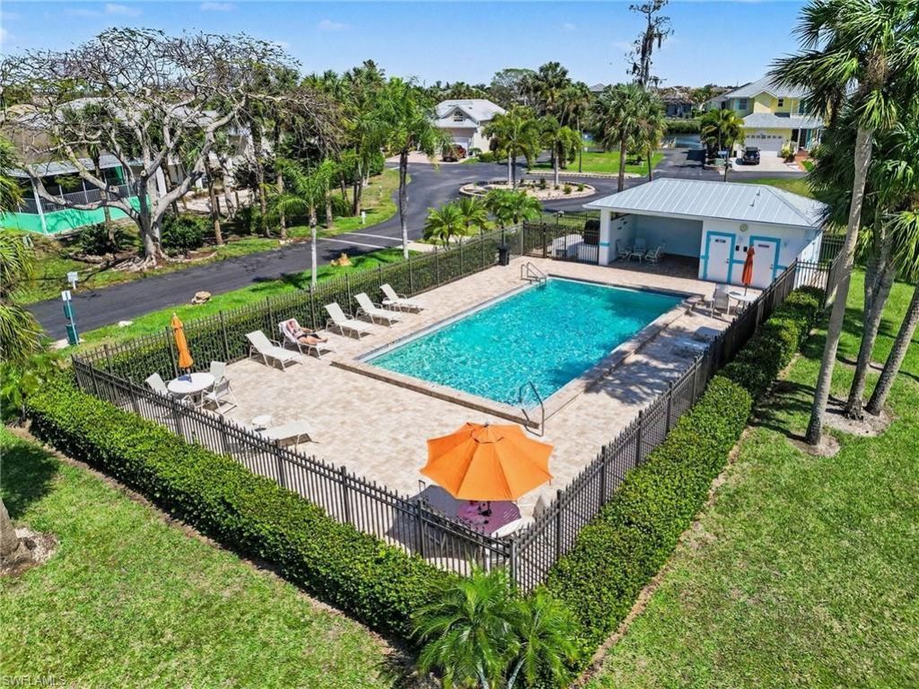 6081 Lake Front Dr , Fort Myers, FL 33908 Photo