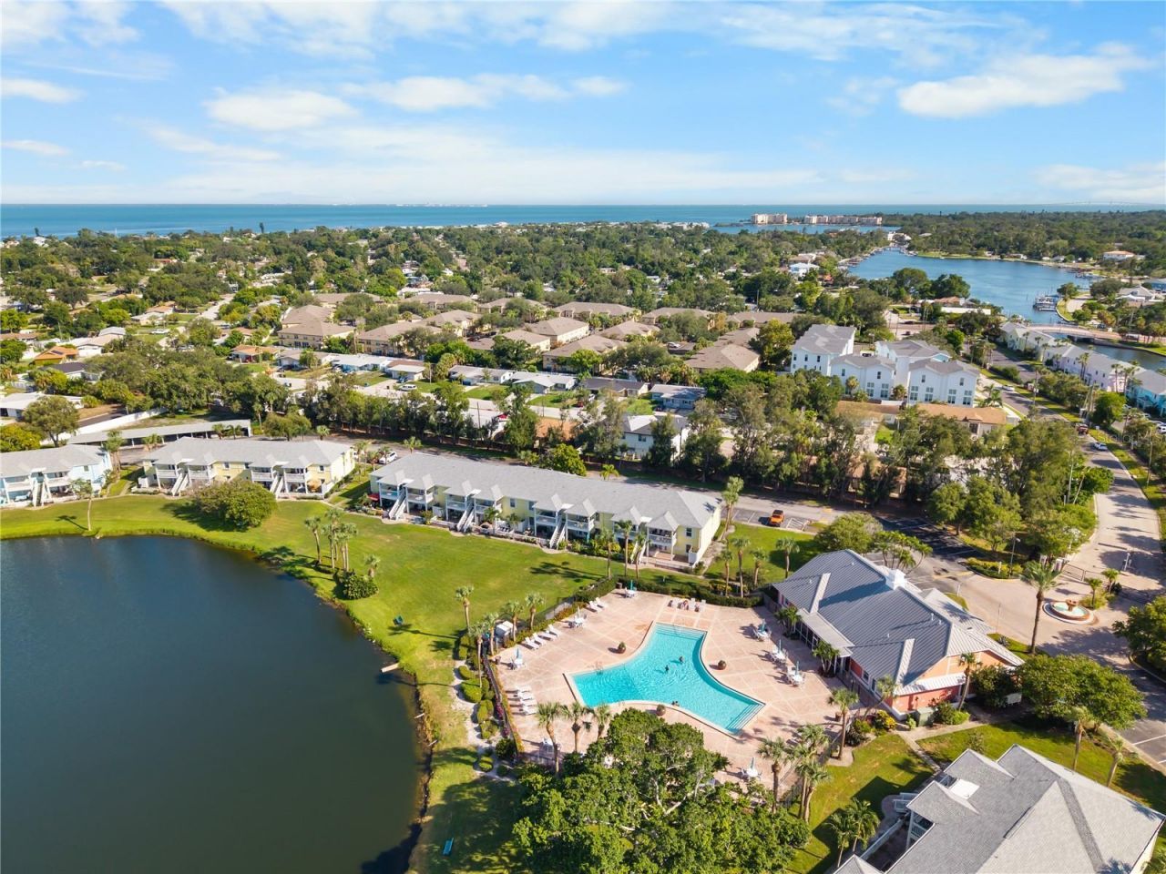 111 Seahorse Drive Se, Unit A, Saint Petersburg, FL 33705 Photo