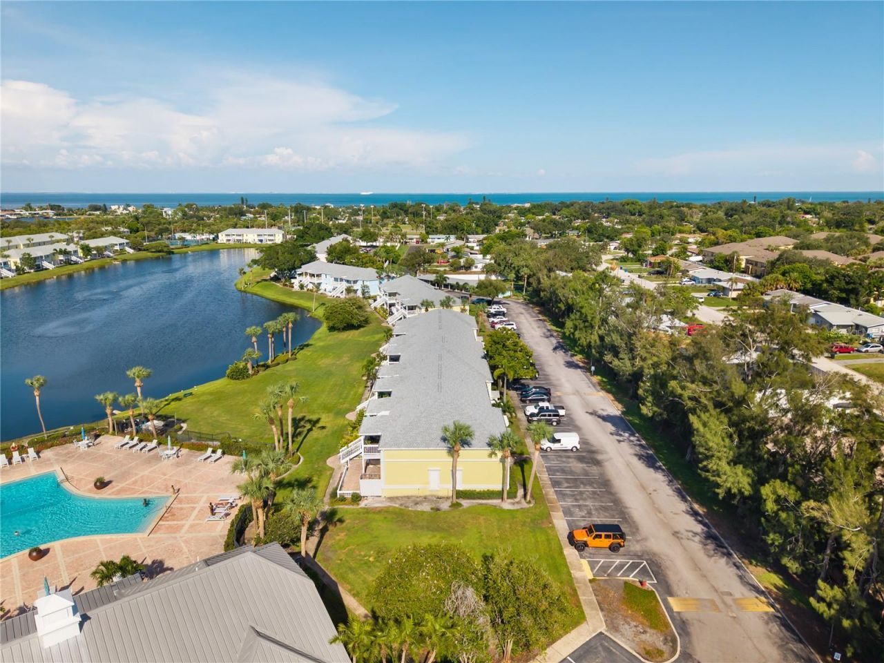 111 Seahorse Drive Se, Unit A, Saint Petersburg, FL 33705 Photo
