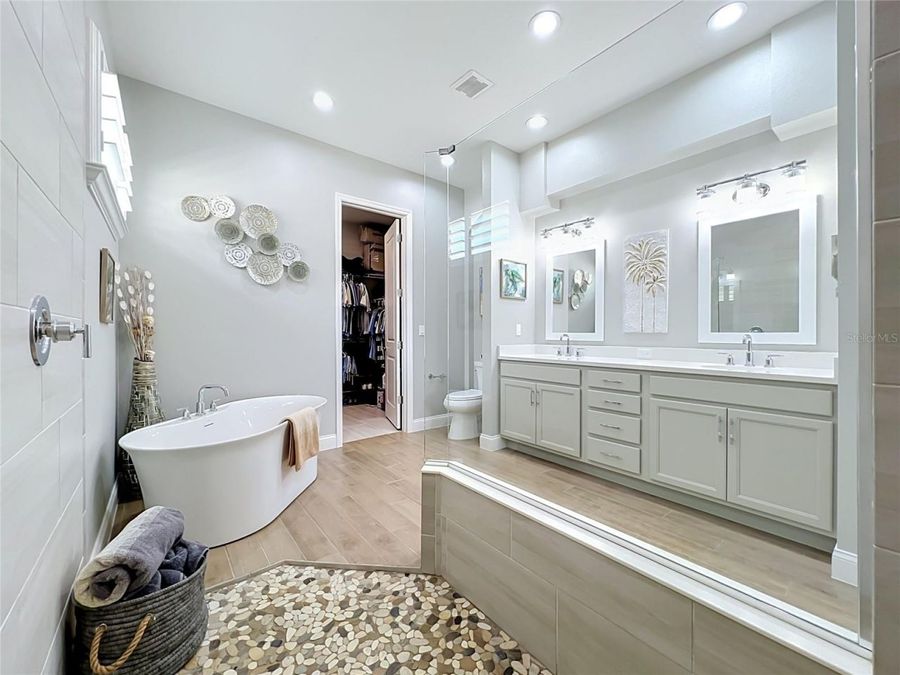 Property Image 64