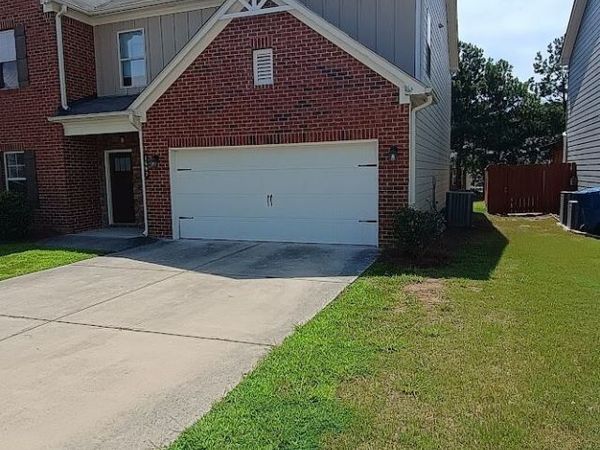 1497 Weatherbrook Circle, Lawrenceville, GA 30043