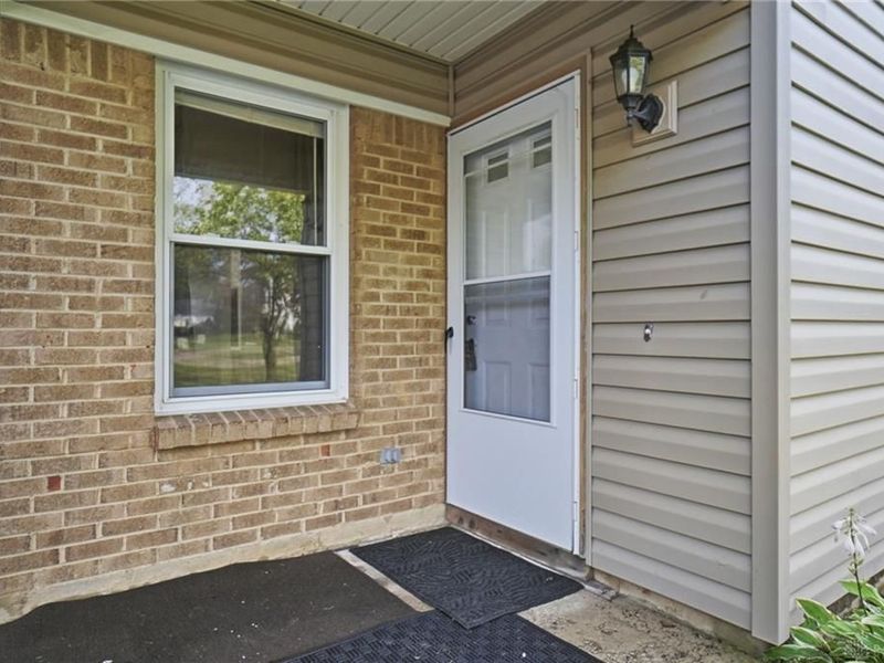 2489 Miami Village Drive, Miamisburg, OH 45342 Photo 2