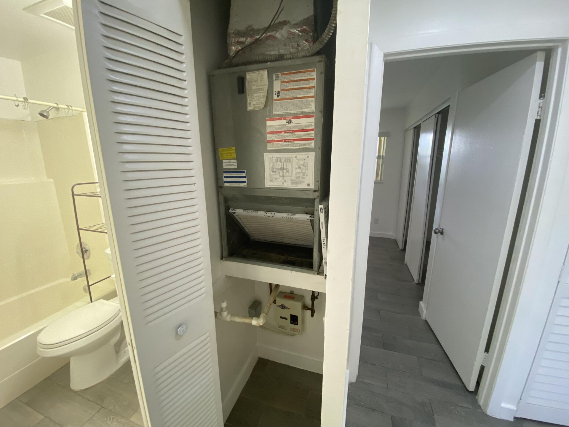 850 SW 9th Avenue, Unit 1-4, # C, Hallandale Beach, FL 33009 Photo
