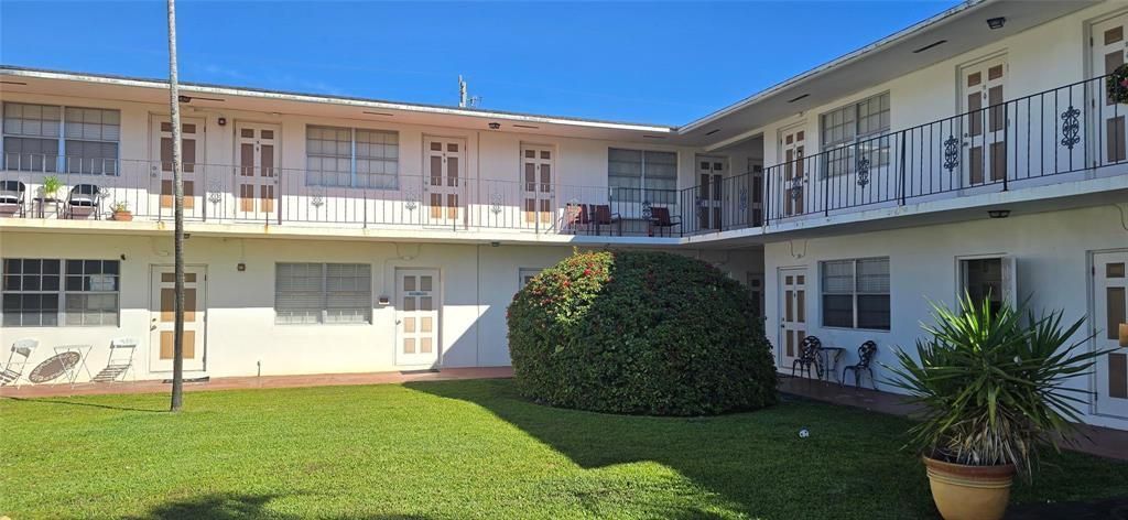 1825 Cleveland Street, Unit 2, Hollywood, FL 33020 Photo
