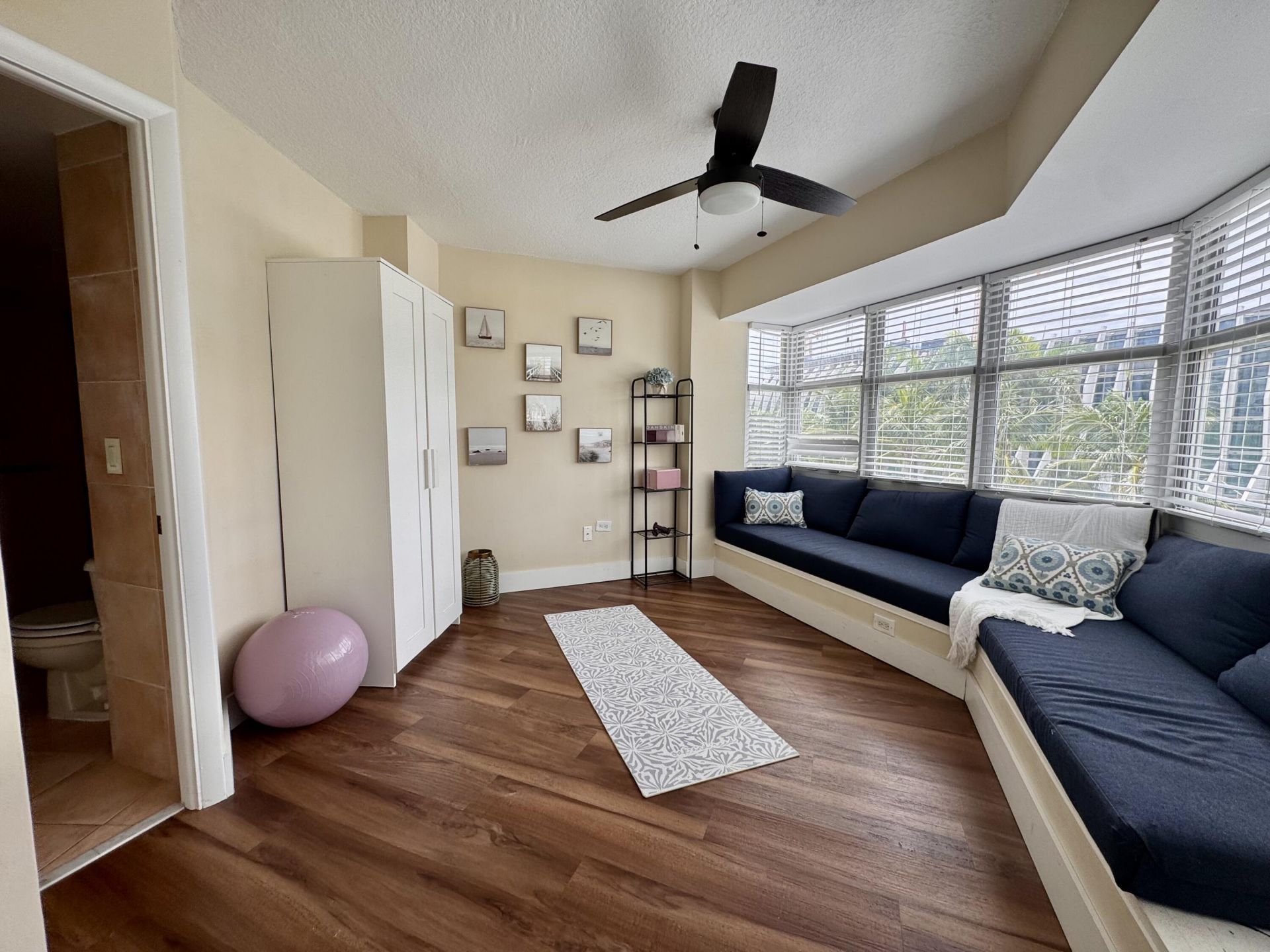 1881 Washington Avenue, Unit 4A, Miami Beach, FL 33139 Photo