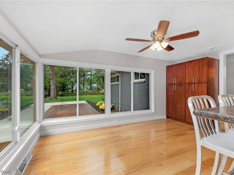 374 Bradley Road, Bay Village, OH 44140 Photo 10