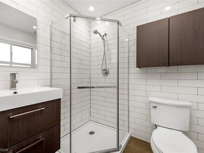 374 Bradley Road, Bay Village, OH 44140 Photo 36