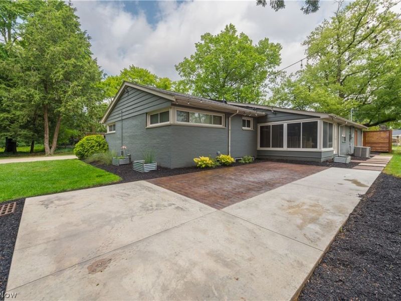 374 Bradley Road, Bay Village, OH 44140 Photo 37