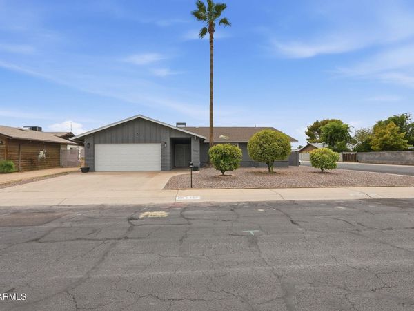5257 W ACAPULCO Lane, Glendale, AZ 85306