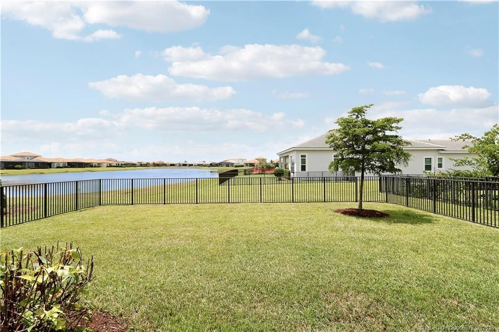 9176 SW Pepoli Way, Port Saint Lucie, FL 34987 Photo
