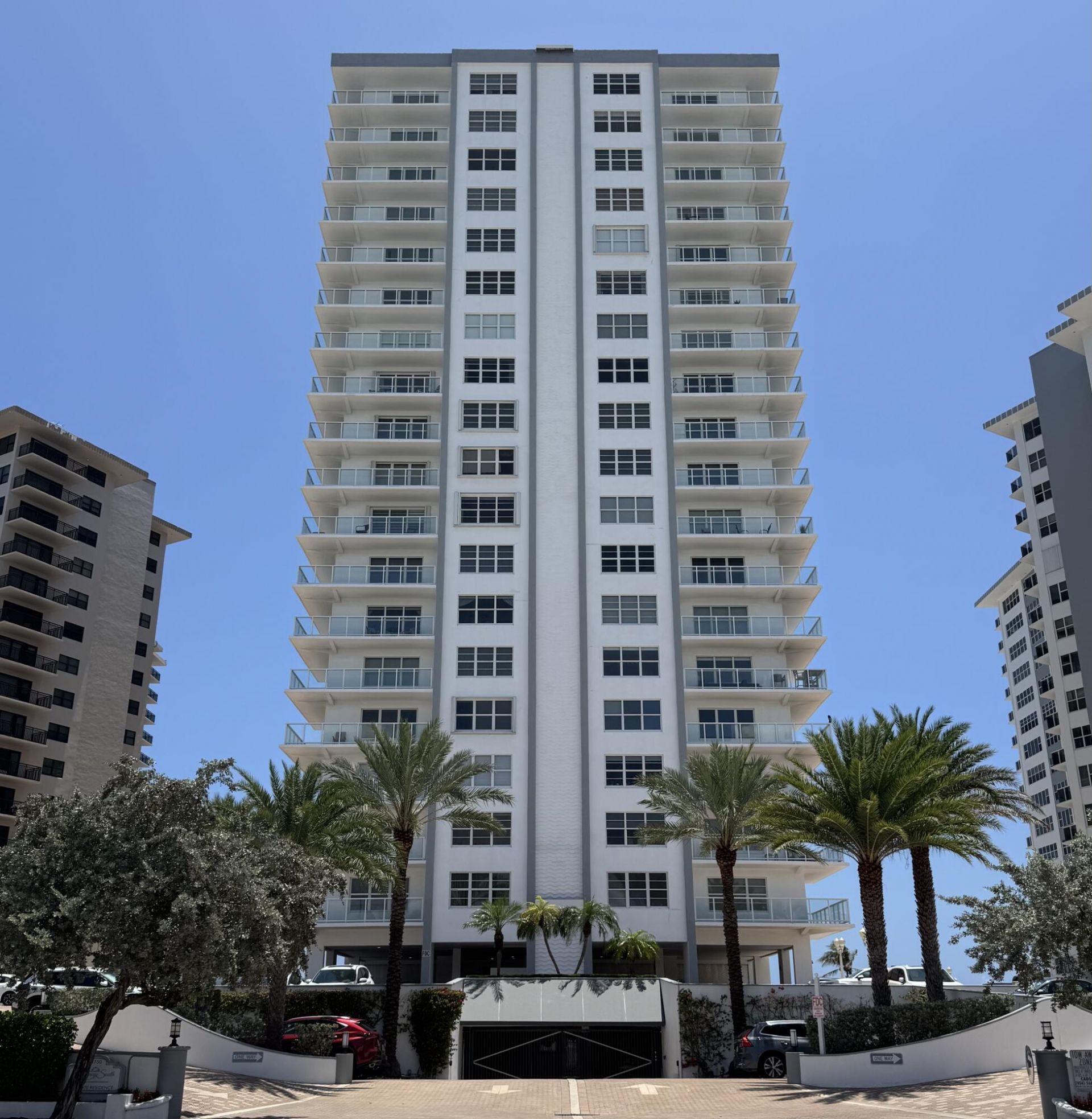 3750 Galt Ocean Drive, Unit 1108, Fort Lauderdale, FL 33308 Photo