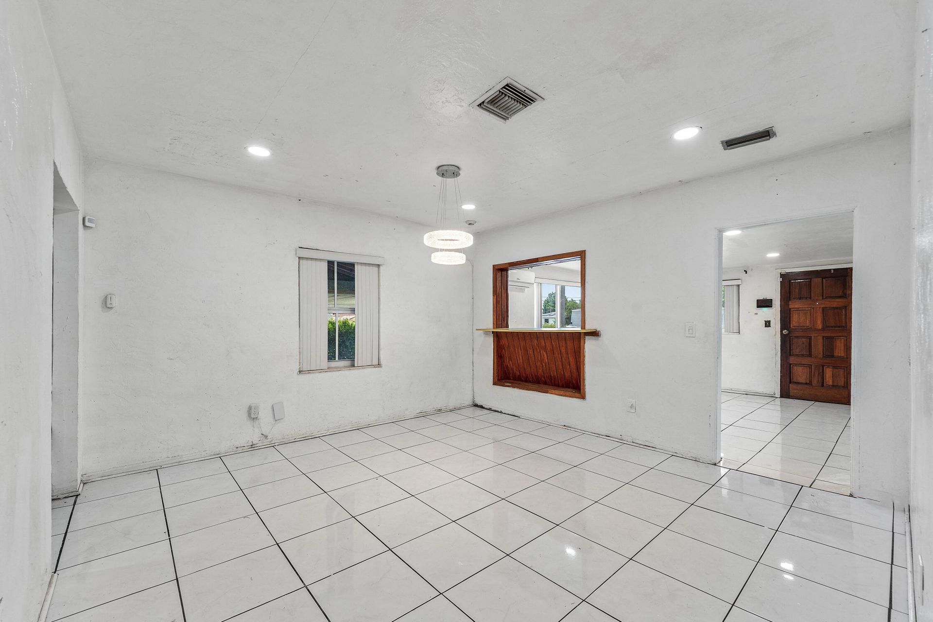 2030 NW 43rd Street, Miami, FL 33142 Photo