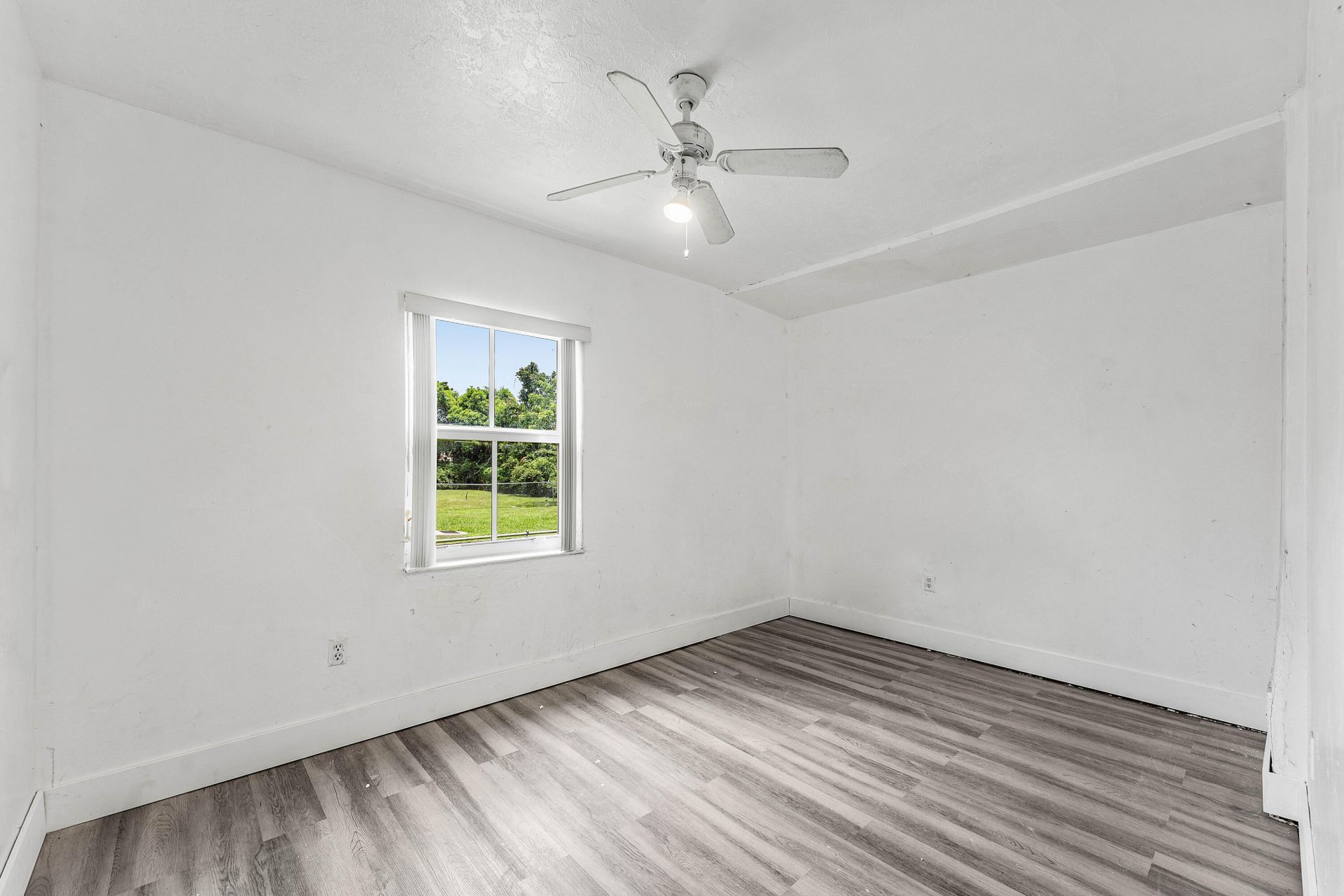 2030 NW 43rd Street, Miami, FL 33142 Photo