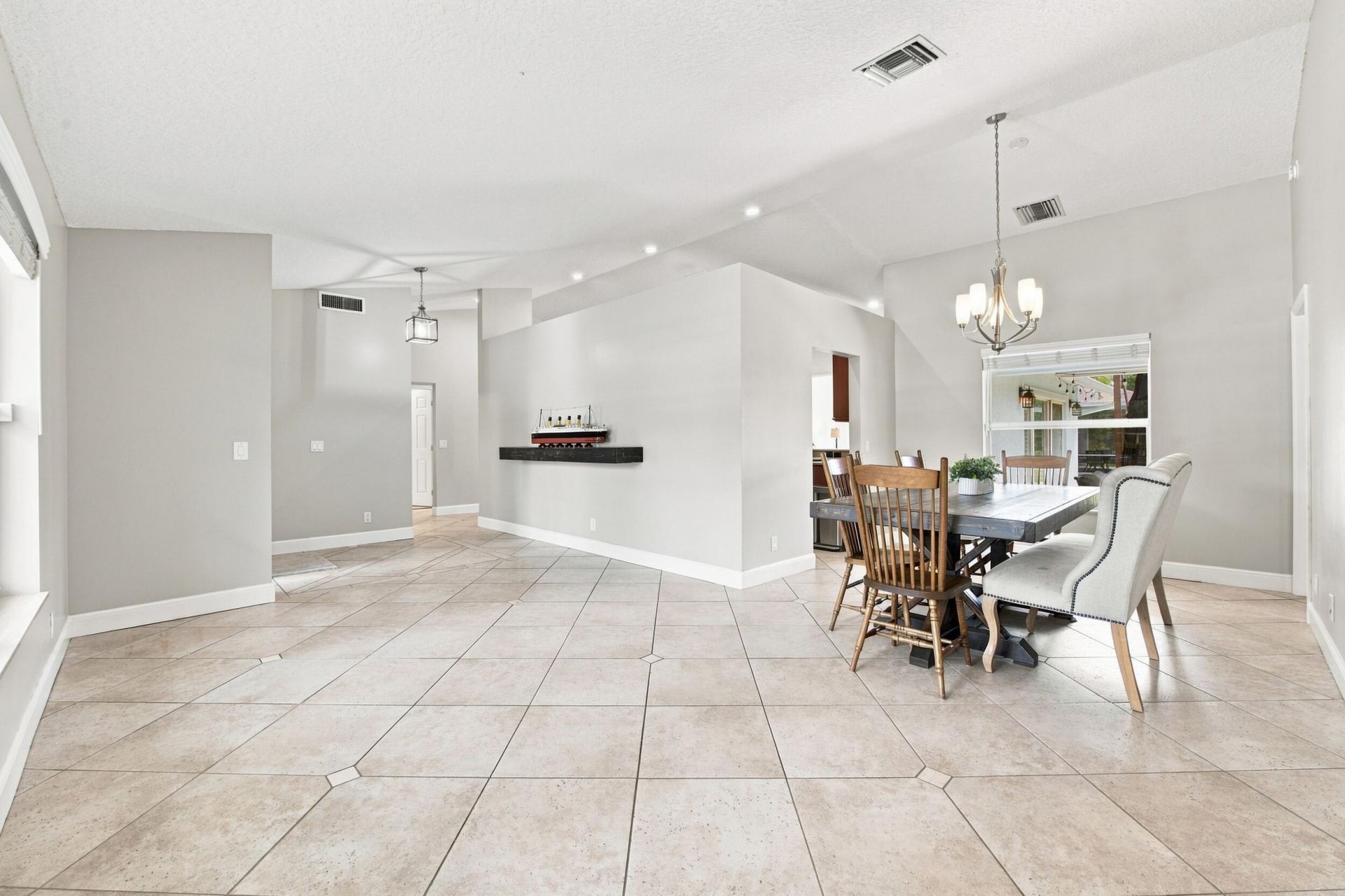 16644 122nd Drive N, Jupiter, FL 33478 Photo