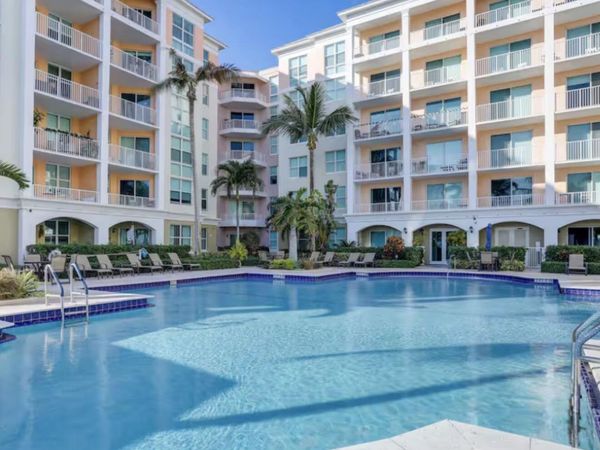 802 W Windward Way, Unit 301, Lantana, FL 33462