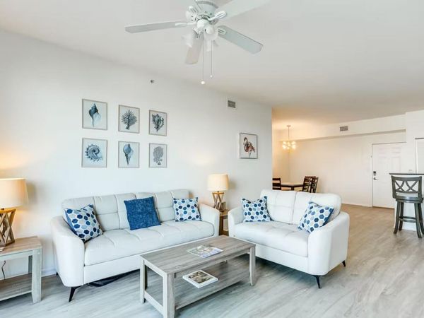 802 W Windward Way, Unit 301, Lantana, FL 33462