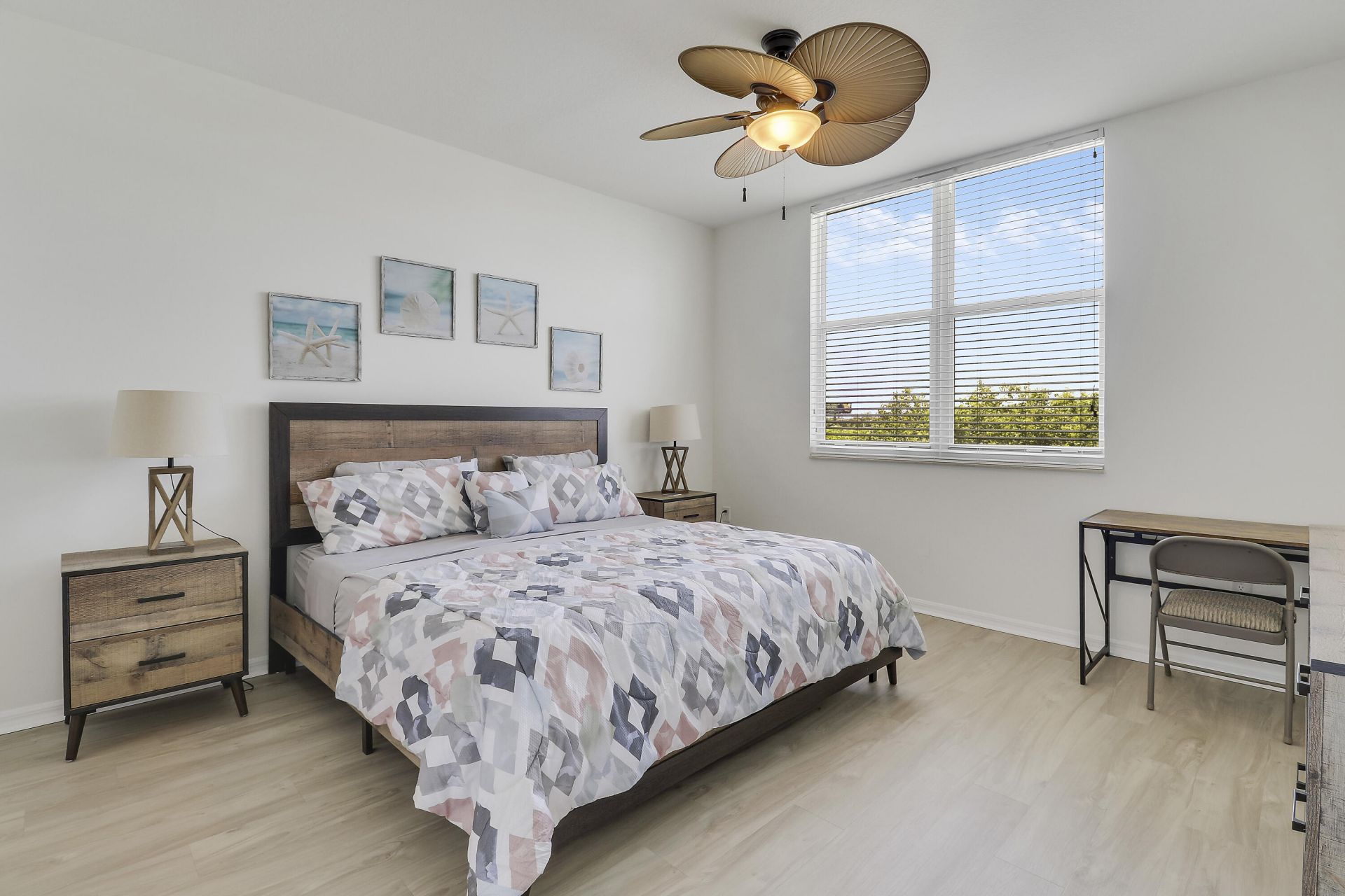 802 W Windward Way, Unit 301, Lantana, FL 33462 Photo