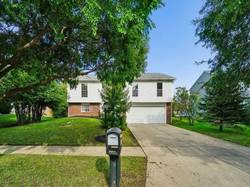 4330 Shirlene Court , Grove City, OH 43123 Photo 3
