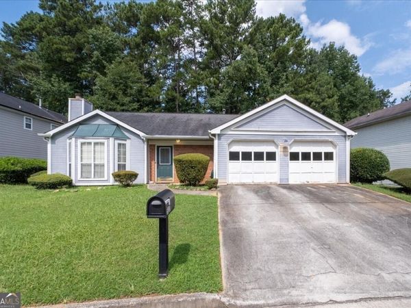 511 Barclay Court, Stone Mountain, GA 30083