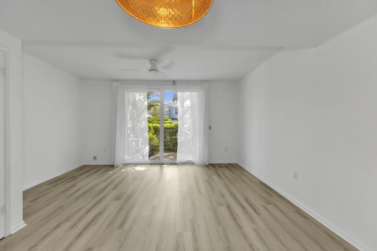 1006 Jeffery Street, Boca Raton, FL 33487 Photo