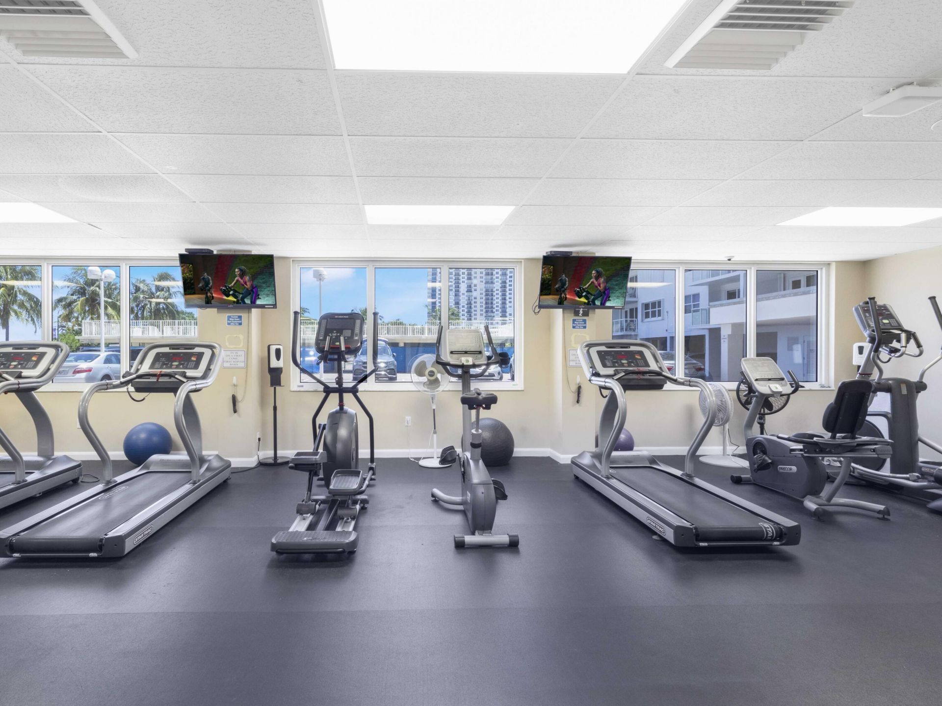 111 N Pompano Beach Boulevard, Unit 408, Pompano Beach, FL 33062 Photo