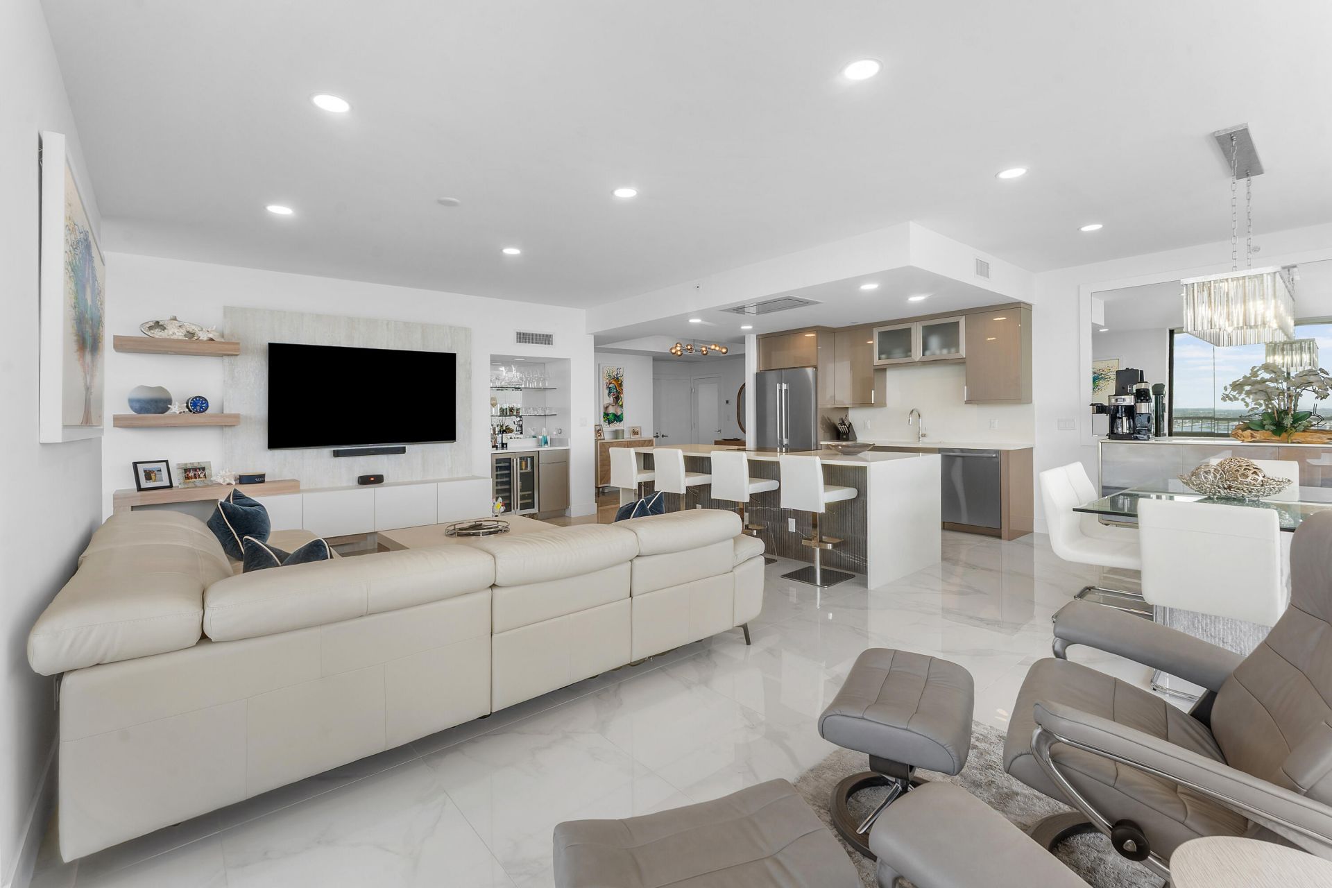 5280 N Ocean Drive, Unit 16E, Singer Island, FL 33404 Photo